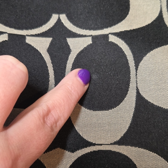 Coach Poppy Signature Sateen Pocket Swing Bag Black & Silver Crossbody Purple - Picture 13 of 13